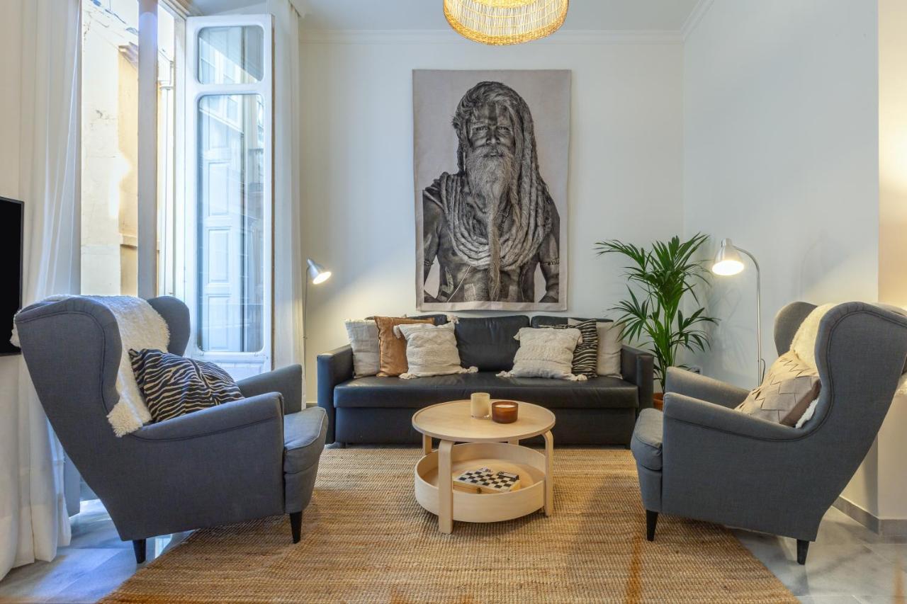 Puerta De Larios: Central Three-Bedroom Apartment With Balconies And Patio Малага Экстерьер фото