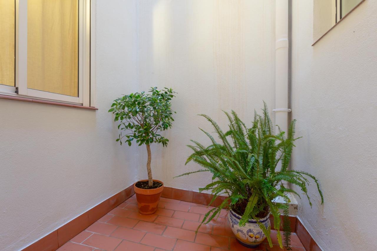 Puerta De Larios: Central Three-Bedroom Apartment With Balconies And Patio Малага Экстерьер фото